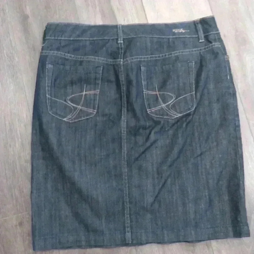 Tommy  Hilfiger skirt